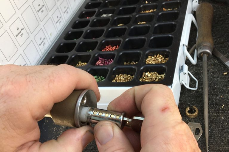 key making locksmith byford